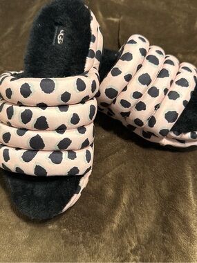 UGG Pink Leopard Print Puffy Slide Slippers
